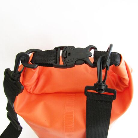 Αδιάβροχος σάκος με ιμάντες πλάτης 10L πορτοκαλί